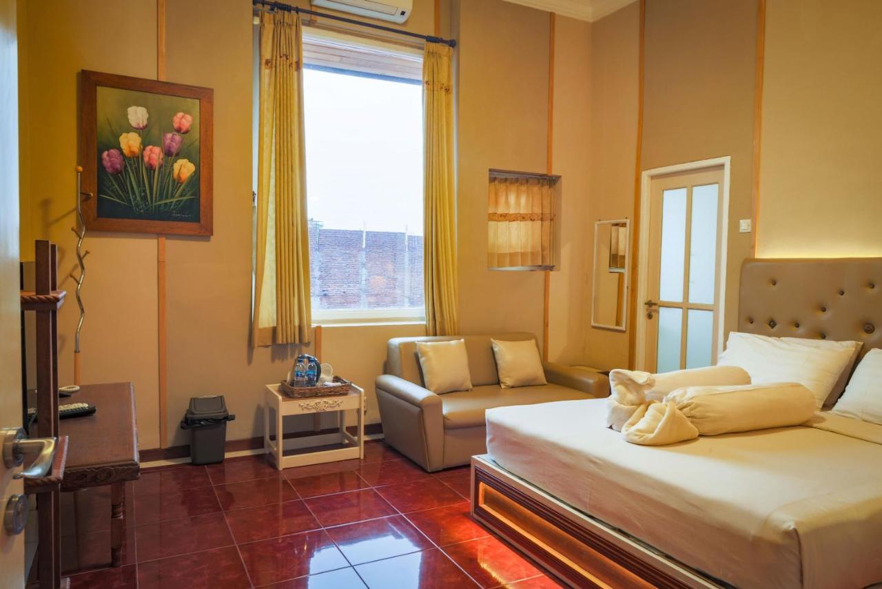 Family Hotel Gradia 2 Batu  Zewnętrze zdjęcie