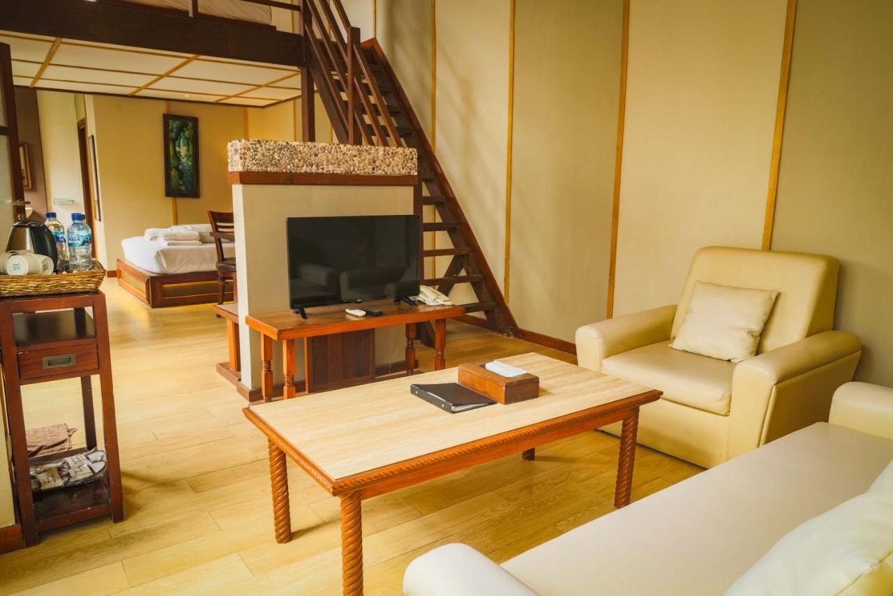 Family Hotel Gradia 2 Batu  Zewnętrze zdjęcie