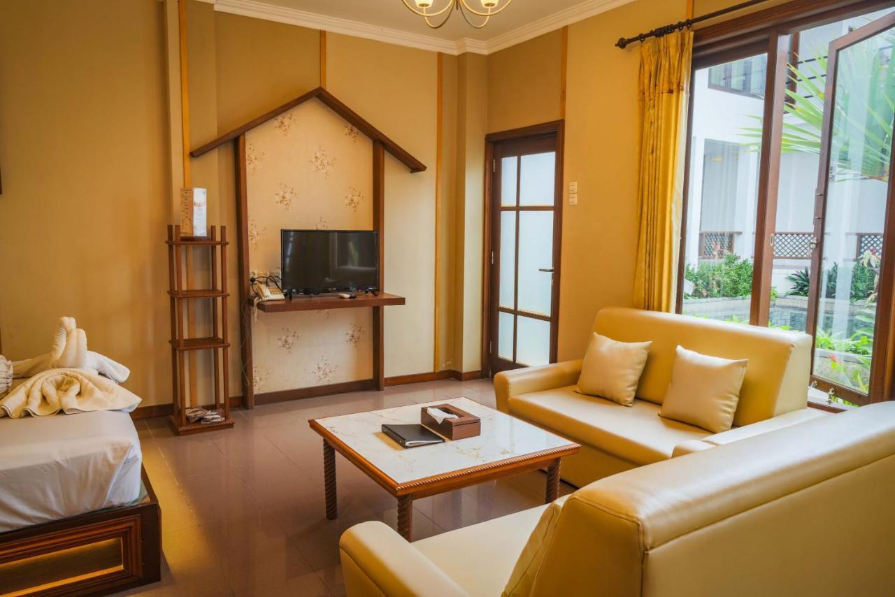 Family Hotel Gradia 2 Batu  Zewnętrze zdjęcie