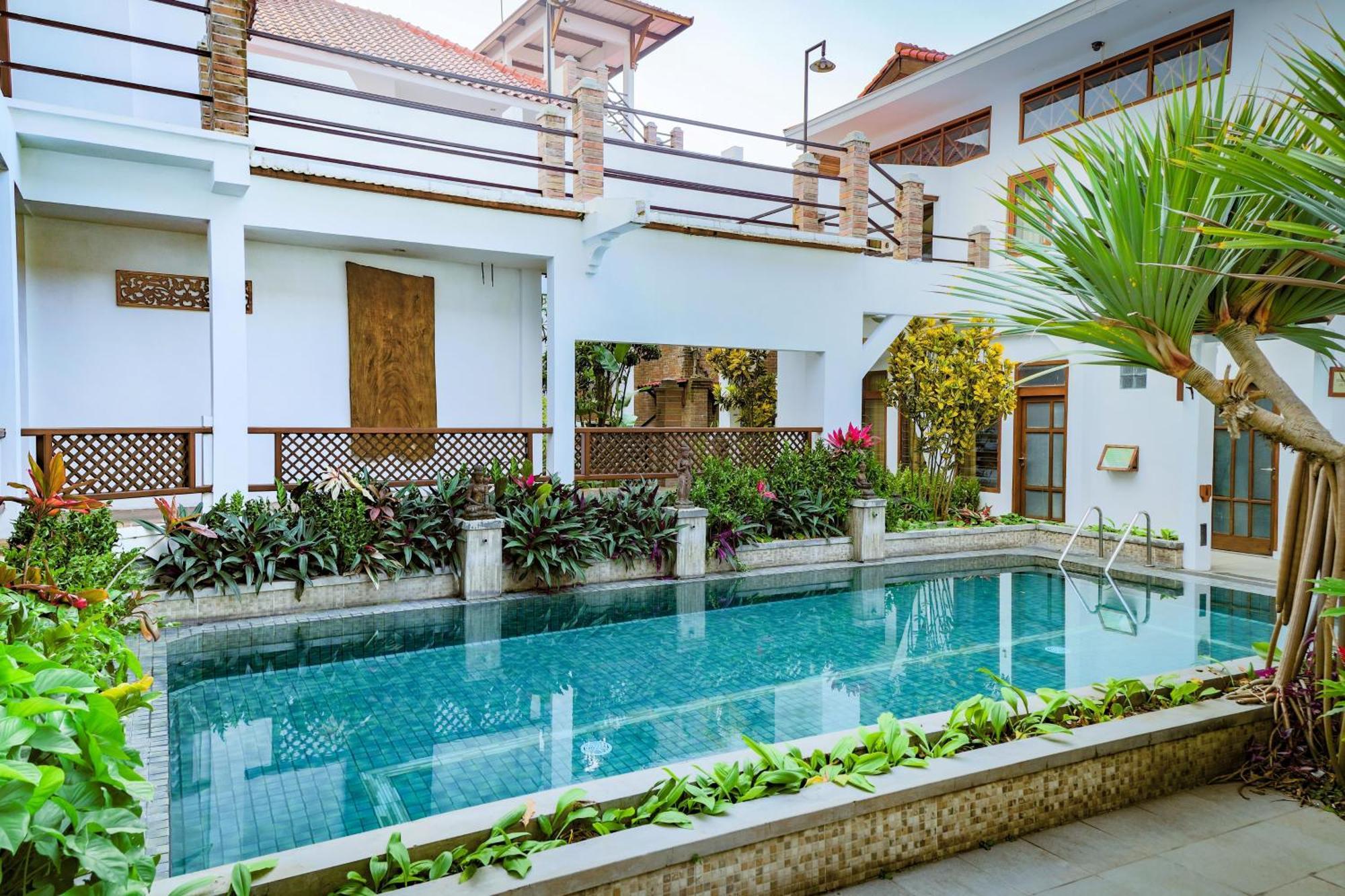 Family Hotel Gradia 2 Batu  Zewnętrze zdjęcie