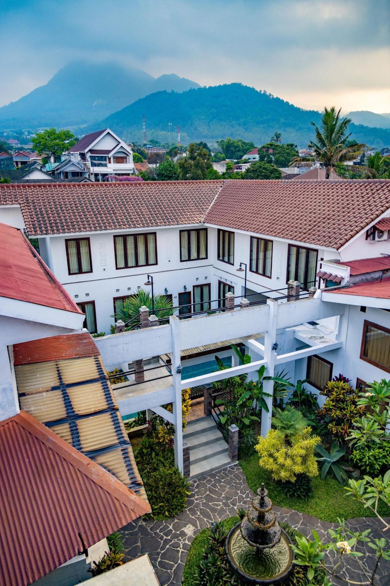 Family Hotel Gradia 2 Batu  Zewnętrze zdjęcie