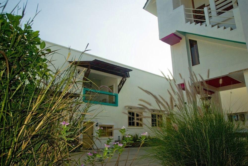 Family Hotel Gradia 2 Batu  Zewnętrze zdjęcie